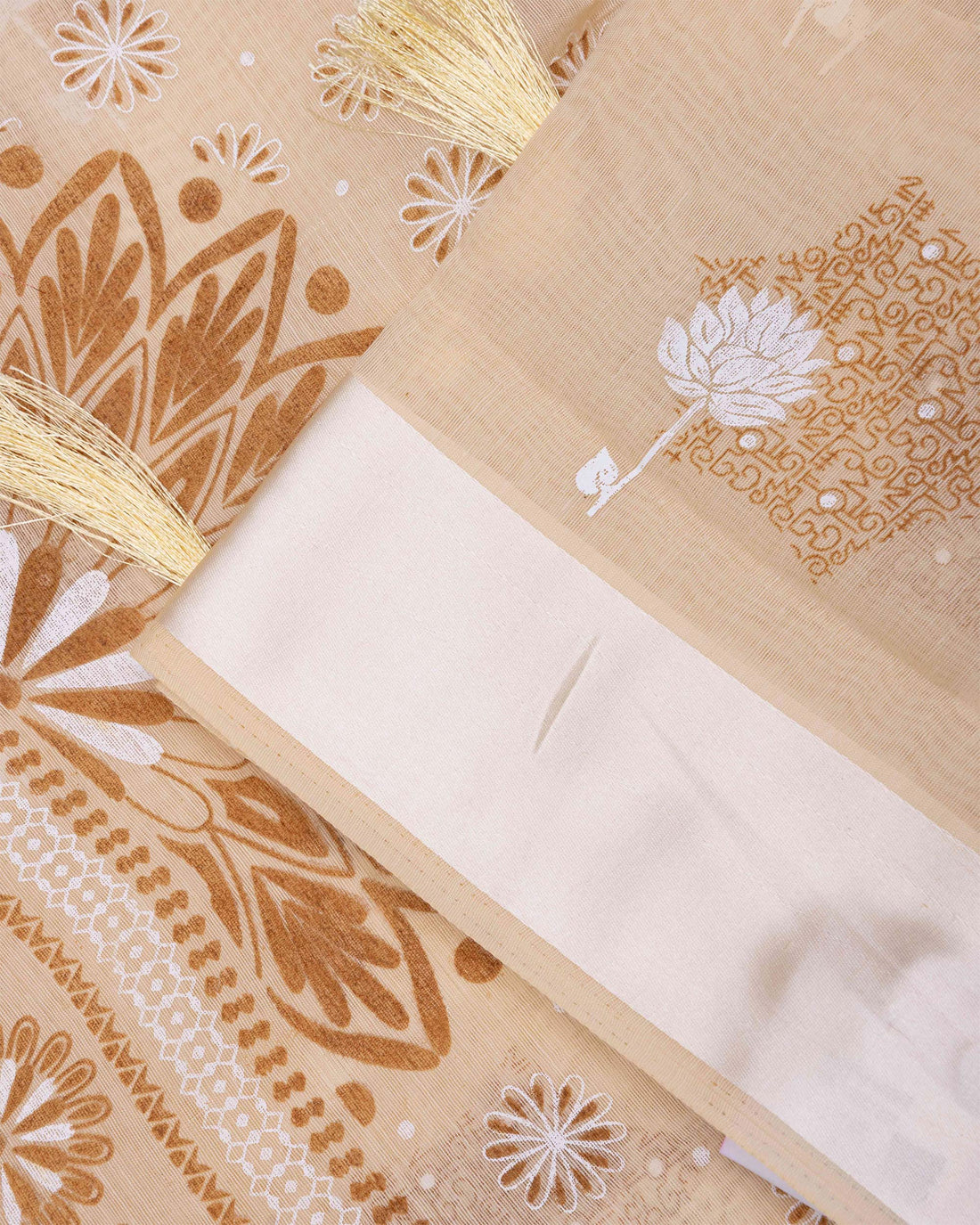 Cream Printed Silk Cotton Saree