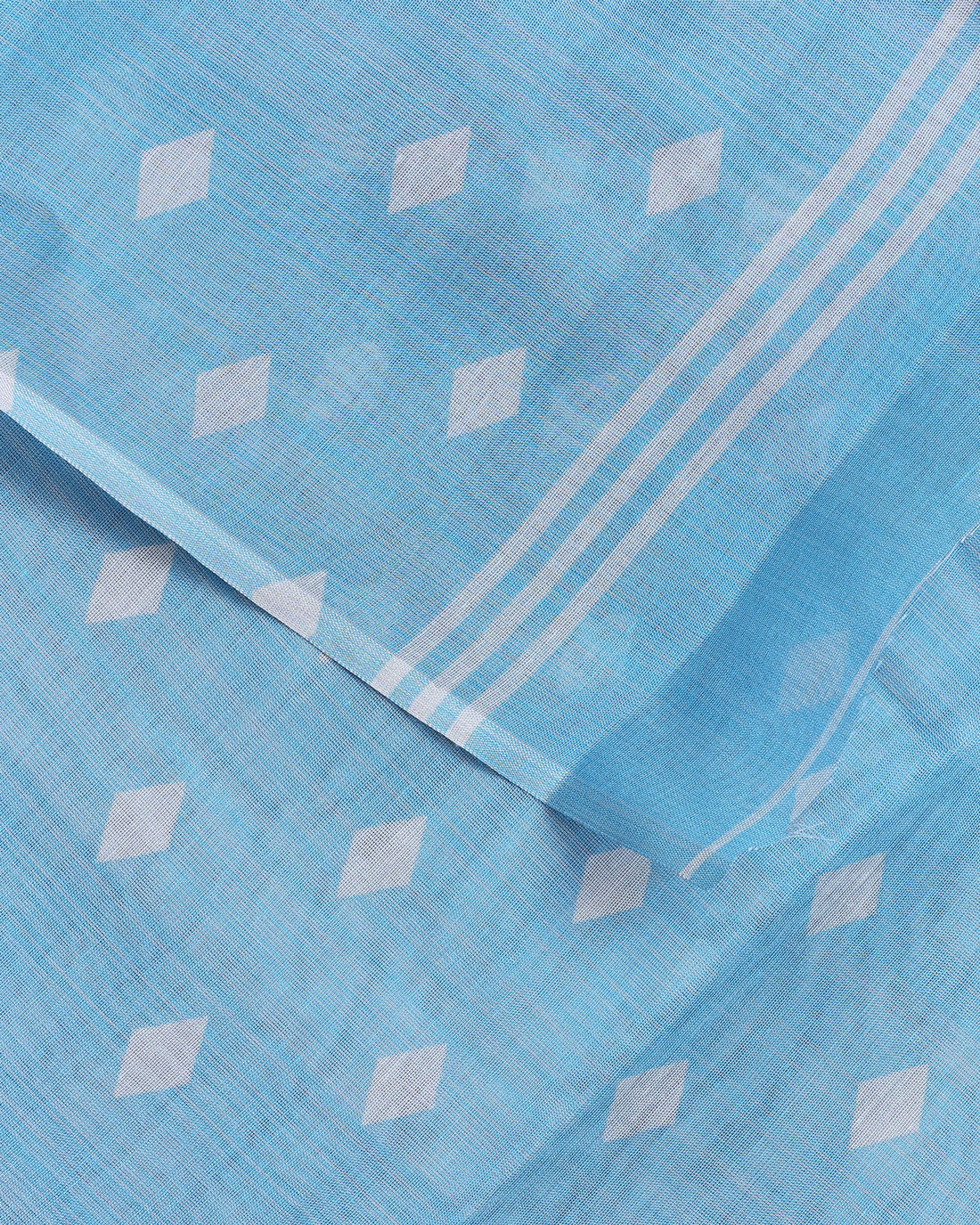 Nayanthara Sky Blue Colour Checked Design Tissue Saree