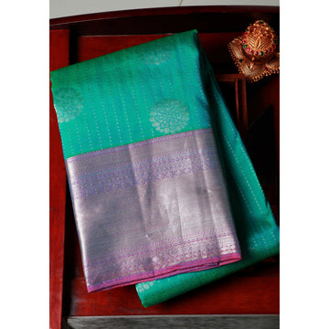 Green Colour Traditional Saree 1