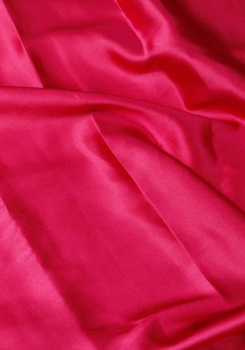 Dark Pink Colour Satin Saree With Embroidered Blouse Piece